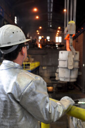 Un ouvrier de l'usine Ascoval